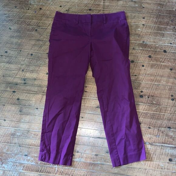 Ann Taylor signature plum flat front size 4 business casual slacks - Picture 1 of 3